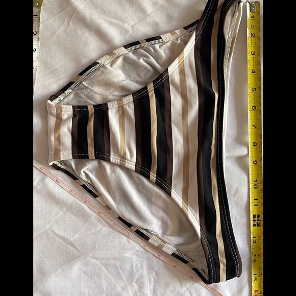 3 piece JAG swimsuit/skirt bl/br/tan stripes Only wore once !! rare - Picture 6 of 11
